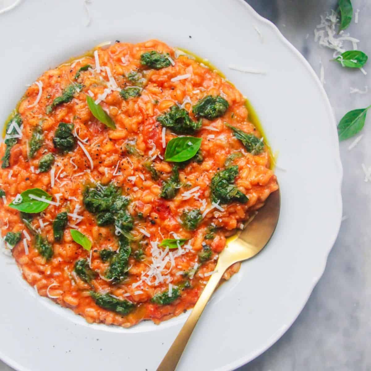 The BEST Creamy Tomato and Mascarpone Risotto