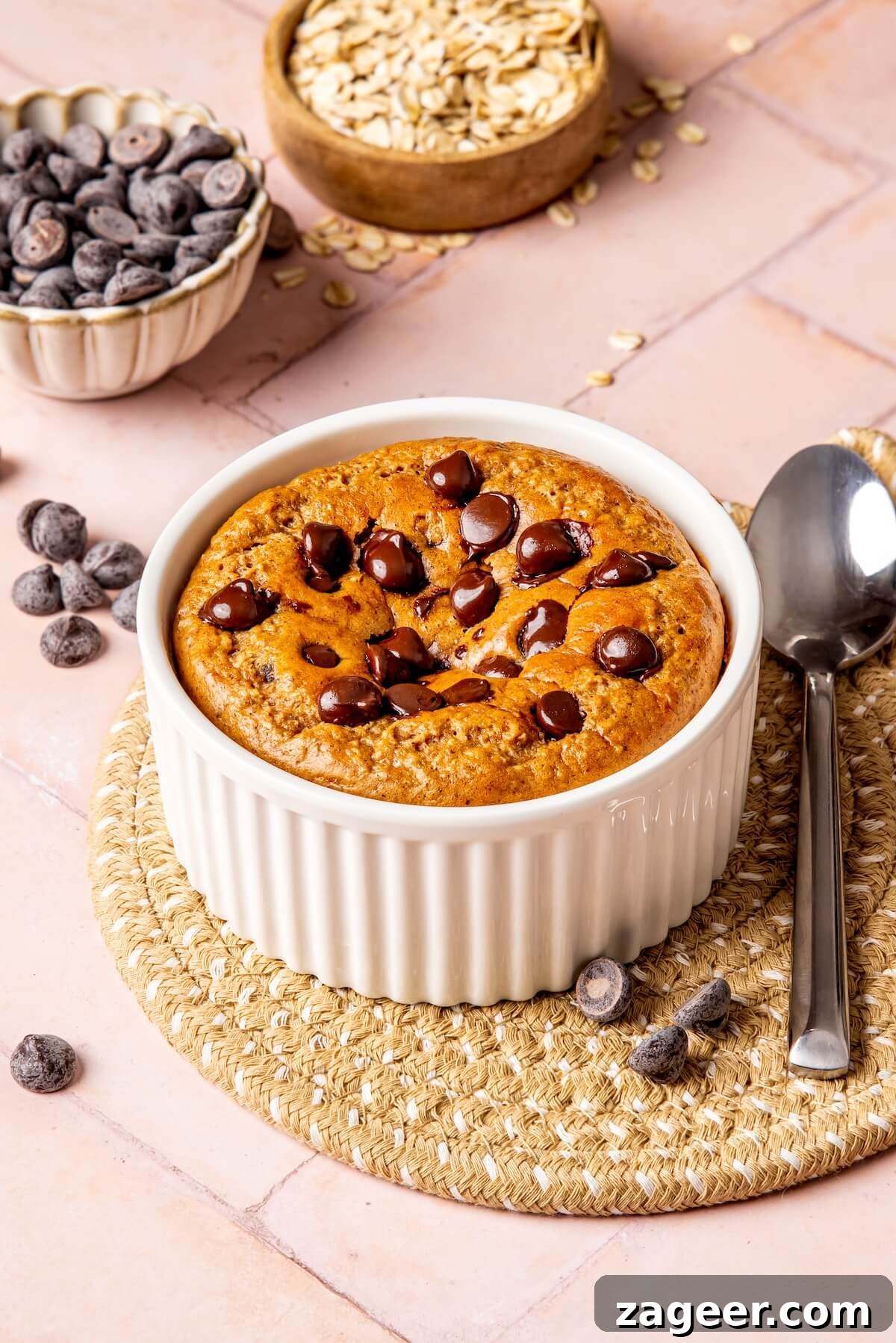 Gooey Chocolate Chip Protein Baked Oats 3 Molten Chocolate Chip Protein Baked Oats - Olivia Adriance