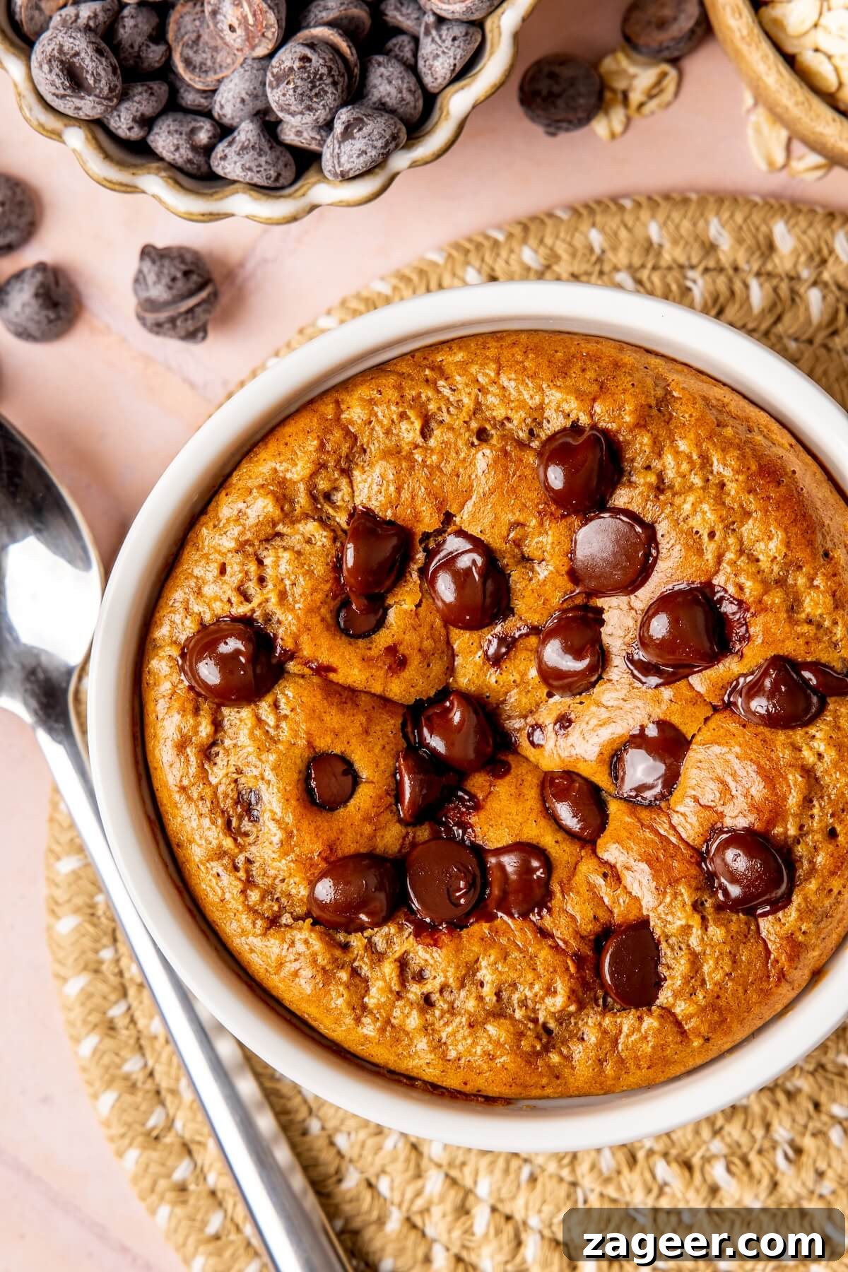 Gooey Chocolate Chip Protein Baked Oats 8 Molten Chocolate Chip Protein Baked Oats - Olivia Adriance