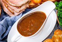 Homemade Gravy Recipe: Rich, Smooth Sauce for Roasts and Mashed Potatoes