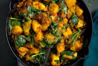 Saag Aloo Recipe: Indian Spinach and Potato Curry