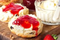 Fluffy Buttermilk Raisin Scones Recipe for Tender Bakery-Style Treats