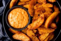 Crispy Oven-Baked Potato Wedges Recipe for Perfectly Seasoned Slices