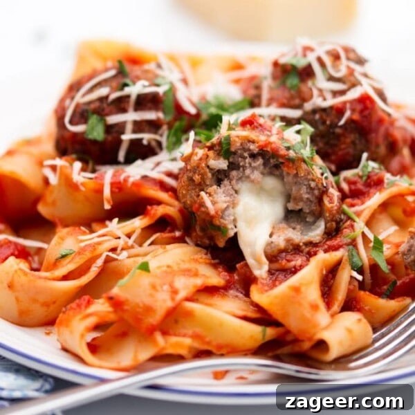 One-Pot Turkey Meatballs with Zucchini Noodles (Courgetti) 12 Tender meatballs stuffed with oozy mozzarella, served in a rich tomato sauce with pappardelle.