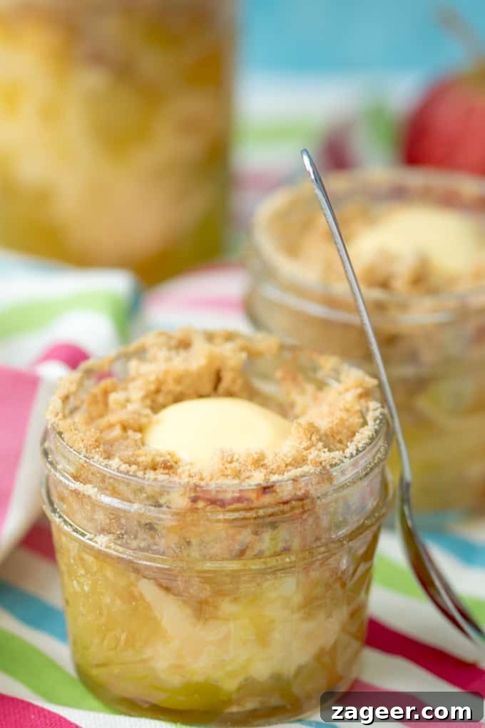 Portable Apple Crumble Jars - with a custard core!! Eat them hot or cold for a fab picnic treat!